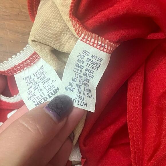 Bundle Hawaiian Tropic red white bikini and shirt promo girl model medium - Picture 3 of 6